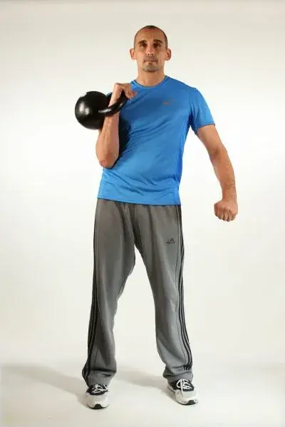 Rack con kettlebell