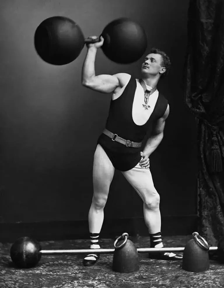 sandow con pesas